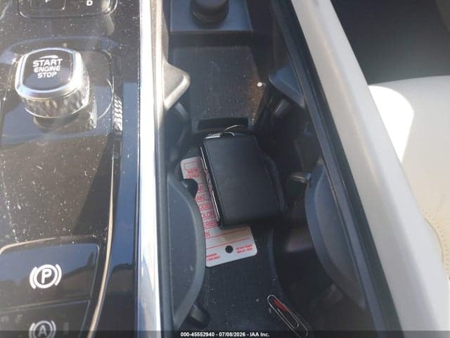 2025 VOLVO XC60 B5 PLUS 11