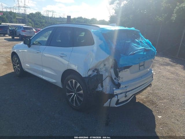 2025 VOLVO XC60 B5 PLUS 3