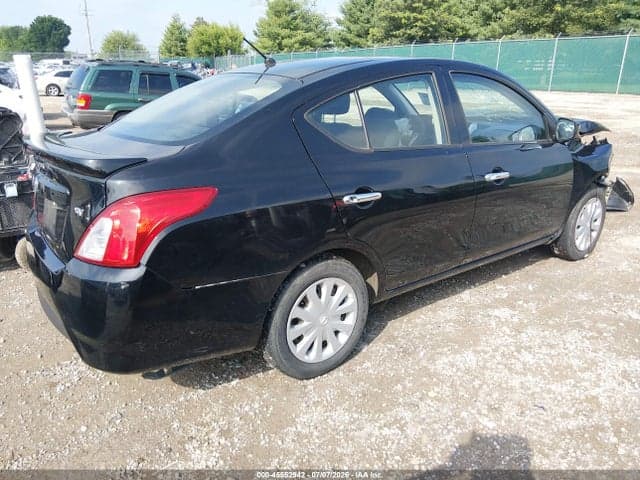 2019 NISSAN VERSA 1.6 SV 4