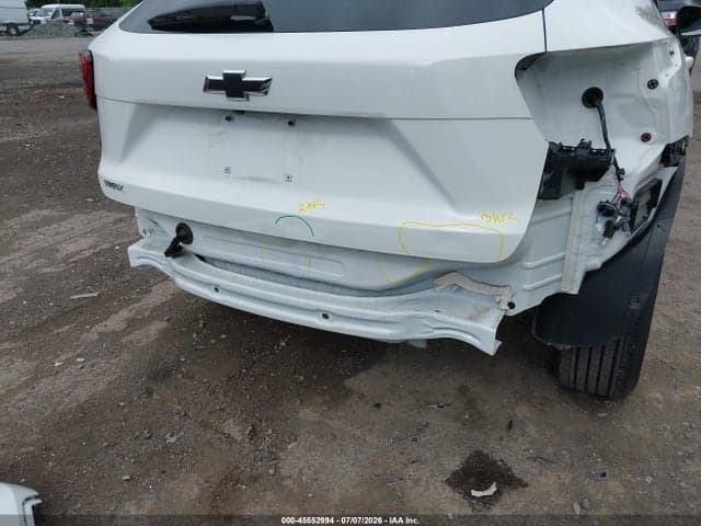 2025 CHEVROLET TRAX FWD ACTIV 6