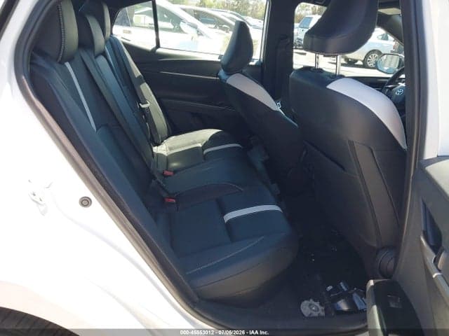 2026 TOYOTA CAMRY SE 8