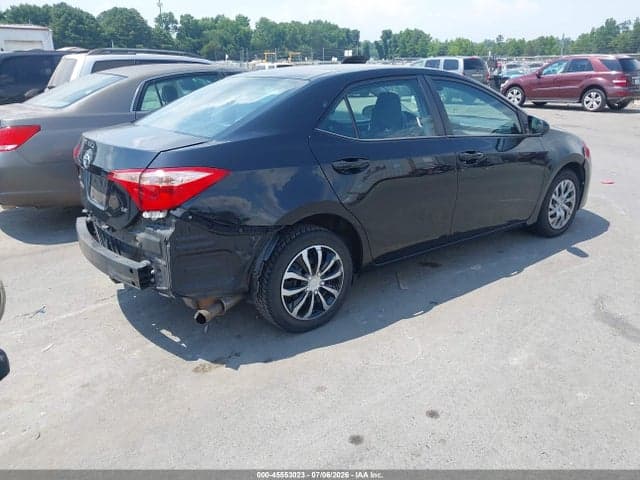 2018 TOYOTA COROLLA LE 4