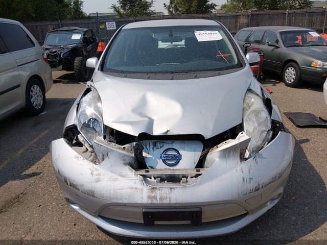 2016 NISSAN LEAF S 12