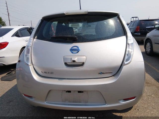 2016 NISSAN LEAF S 16