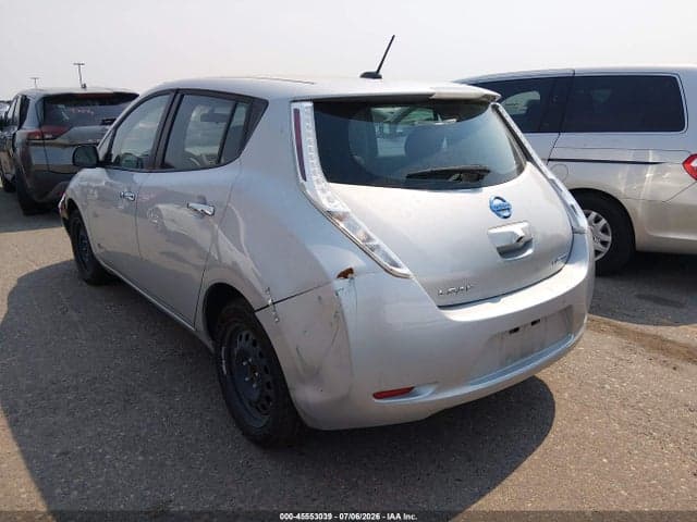 2016 NISSAN LEAF S 3