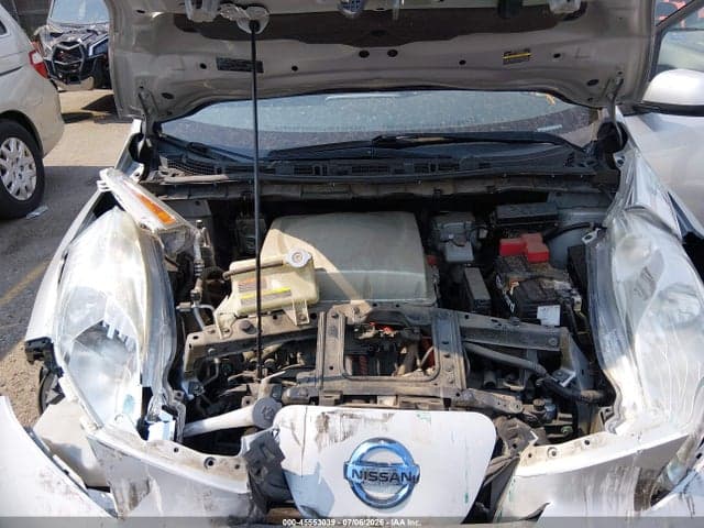 2016 NISSAN LEAF S 10
