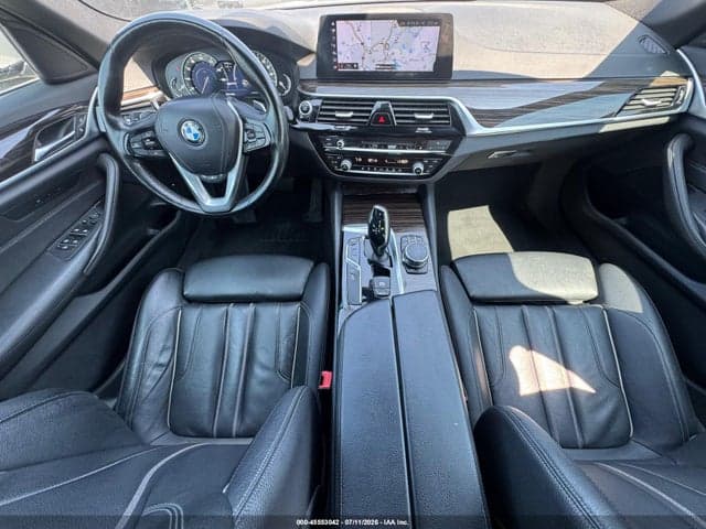 2018 BMW 530E XDRIVE IPERFORMANCE 8