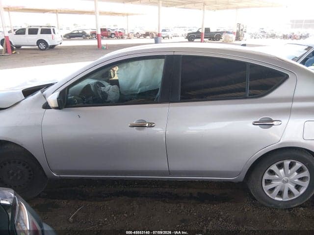 2018 NISSAN VERSA 1.6 SV 14