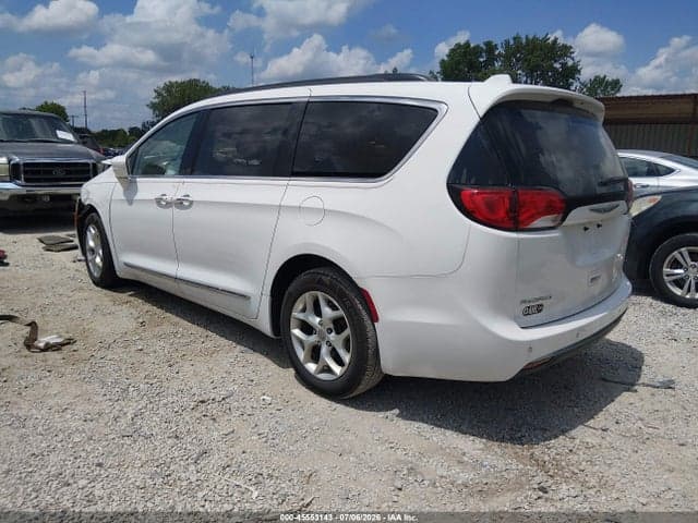 2017 CHRYSLER PACIFICA TOURING-L 3