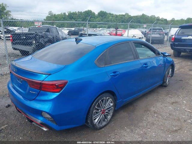 2022 KIA FORTE GT 4