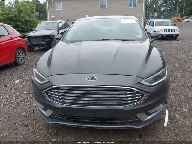 2017 FORD FUSION SE 13