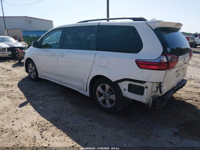 2020 TOYOTA SIENNA LE 3