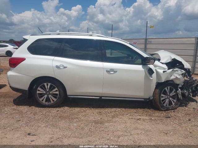 2017 NISSAN PATHFINDER SL 12