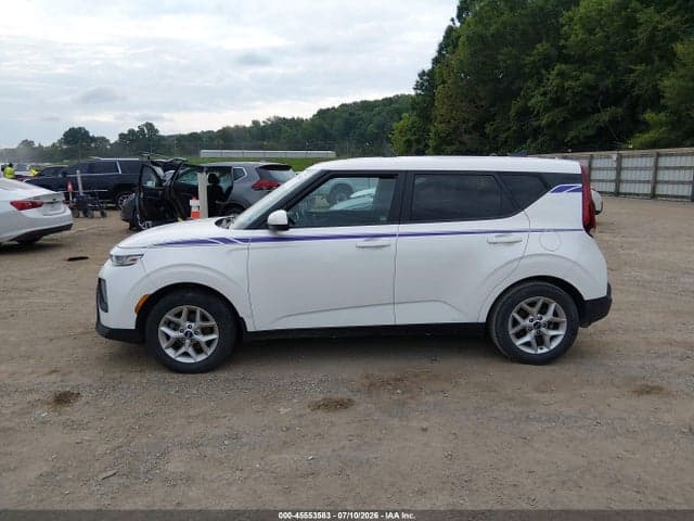 2021 KIA SOUL S 14