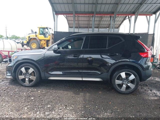 2019 VOLVO XC40 T5 MOMENTUM 15