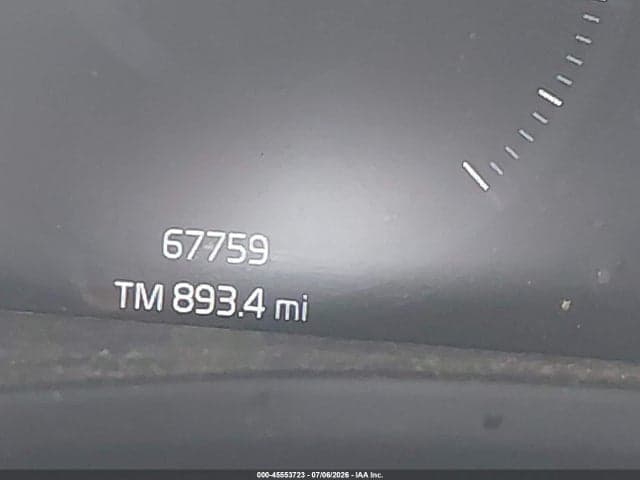 2019 VOLVO XC40 T5 MOMENTUM 16