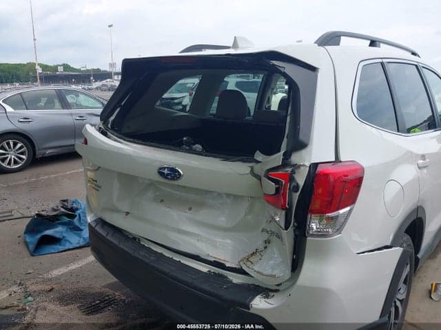 2021 SUBARU FORESTER LIMITED 6