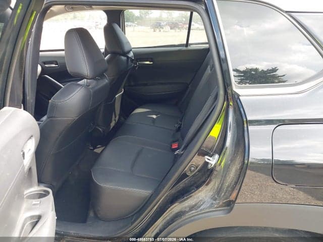 2023 TOYOTA COROLLA CROSS XLE 8