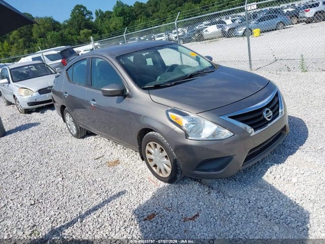 2017 NISSAN VERSA 1.6 SV 1