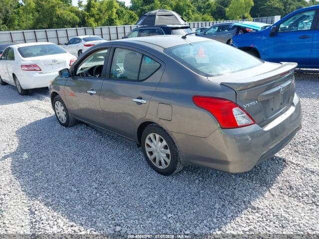 2017 NISSAN VERSA 1.6 SV 3