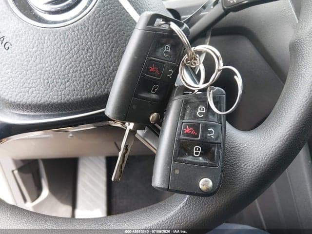 2019 VOLKSWAGEN TIGUAN 2.0T S 11
