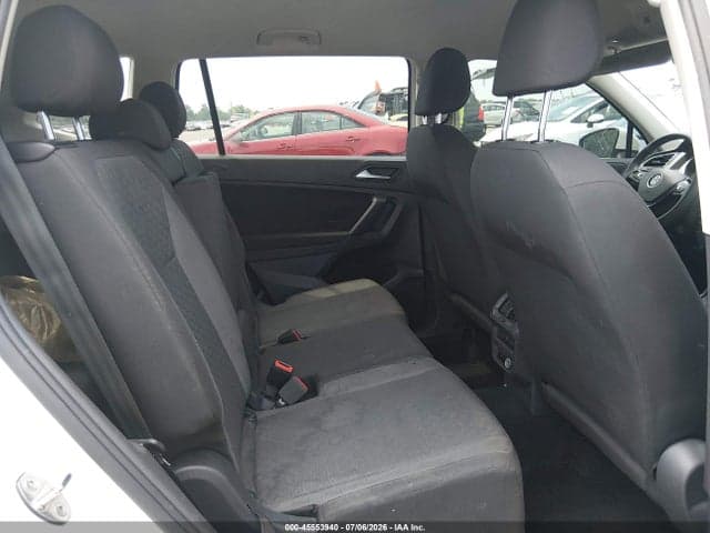2019 VOLKSWAGEN TIGUAN 2.0T S 8
