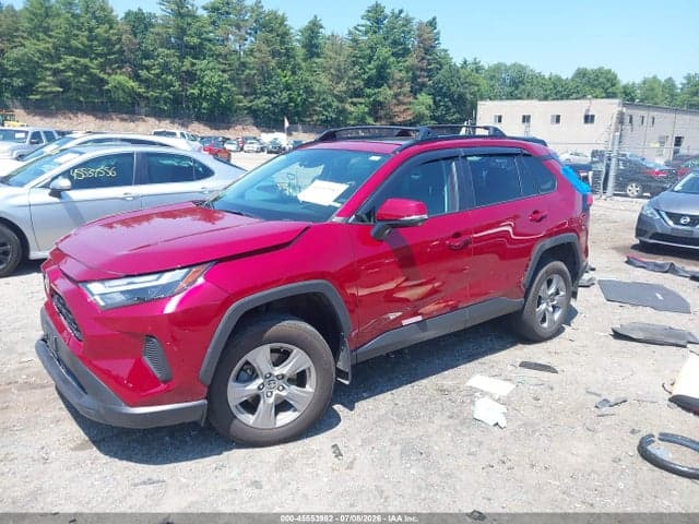 2024 TOYOTA RAV4 XLE 2