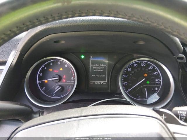 2018 TOYOTA CAMRY SE 7