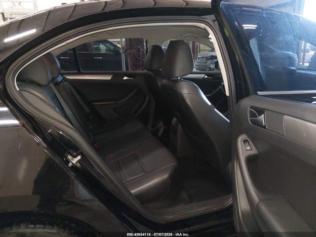 2017 VOLKSWAGEN JETTA 1.4T SE 8