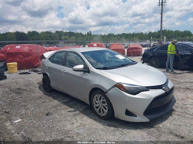 2017 TOYOTA COROLLA LE 1