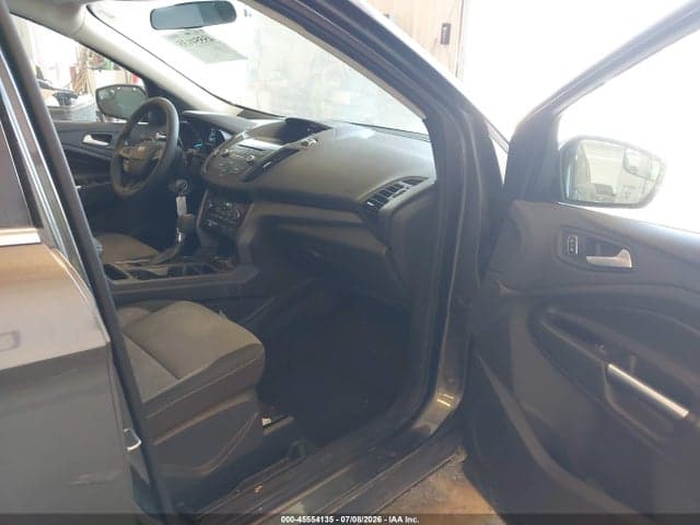 2017 FORD ESCAPE SE 5