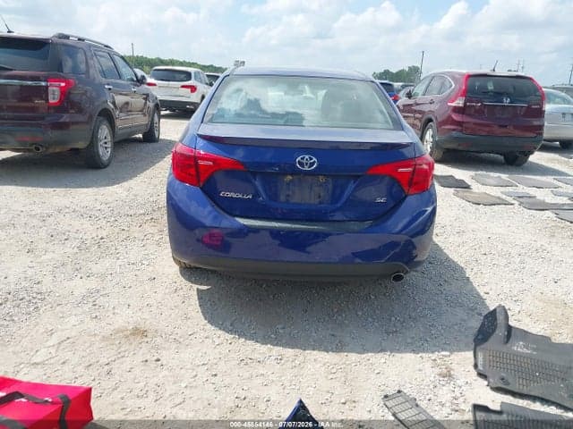 2019 TOYOTA COROLLA SE 17