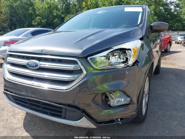 2017 FORD ESCAPE SE 6