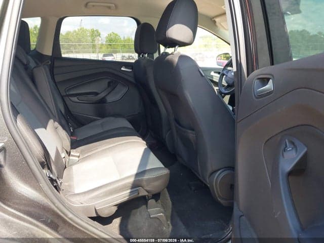 2017 FORD ESCAPE SE 8