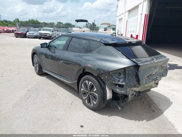 2023 KIA EV6 WIND 3