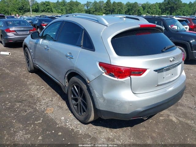 2017 INFINITI QX70 6
