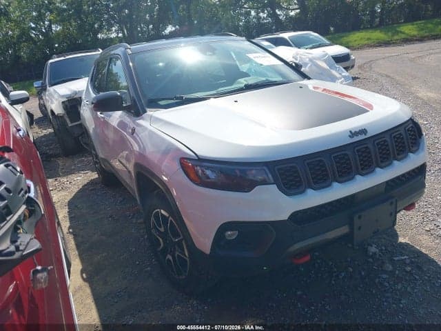 2024 JEEP COMPASS TRAILHAWK 4X4 1