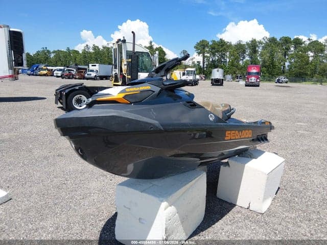 2023 SEADOO SEADOO GTX 2