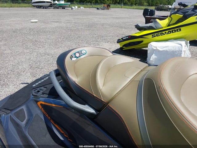 2023 SEADOO SEADOO GTX 8