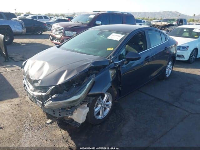 2016 CHEVROLET CRUZE LT AUTO 2