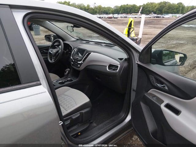 2024 CHEVROLET EQUINOX FWD LS 5