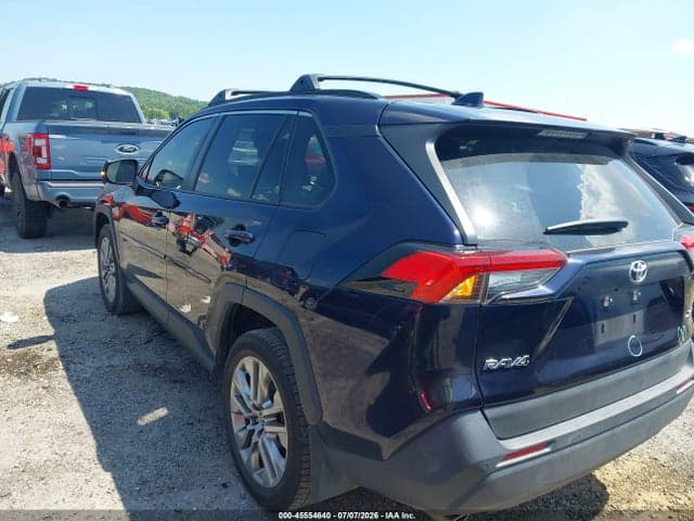 2023 TOYOTA RAV4 XLE PREMIUM 3