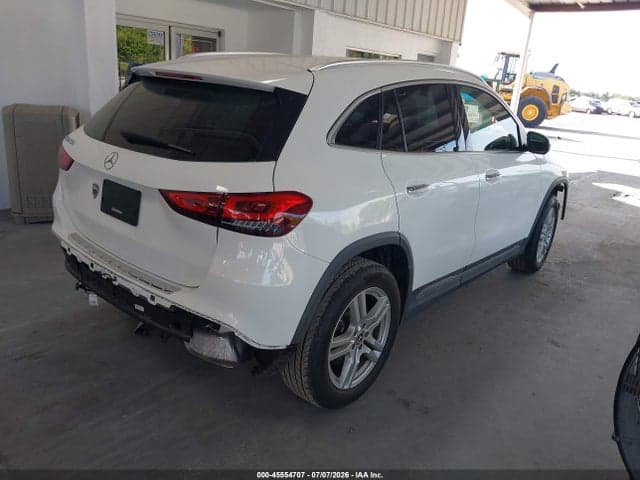 2021 MERCEDES-BENZ GLA 250 4