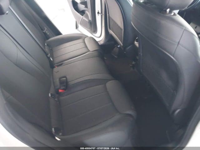 2021 MERCEDES-BENZ GLA 250 8