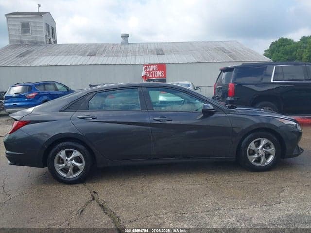 2021 HYUNDAI ELANTRA SE 17