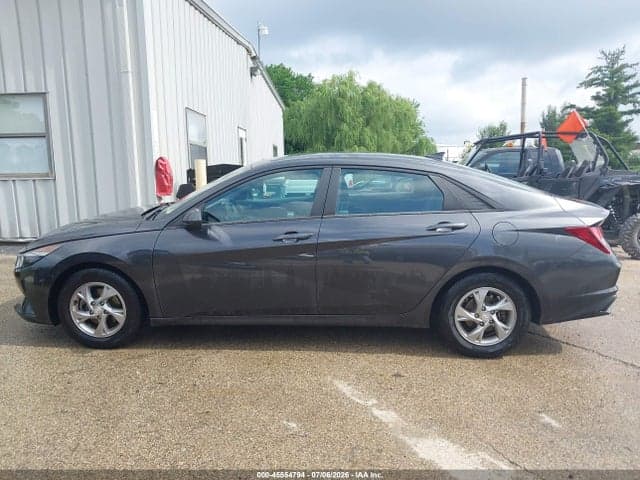 2021 HYUNDAI ELANTRA SE 18