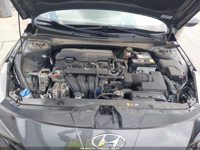 2021 HYUNDAI ELANTRA SE 10