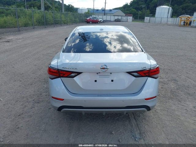 2022 NISSAN SENTRA SV XTRONIC CVT 16