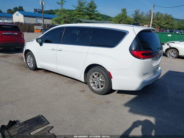 2024 CHRYSLER PACIFICA TOURING L 3