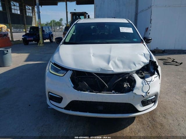 2024 CHRYSLER PACIFICA TOURING L 6